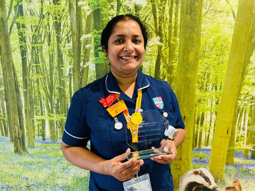 Elizabeth with her Zenith Global Health Award