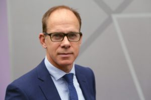 Professor Robert Thomas