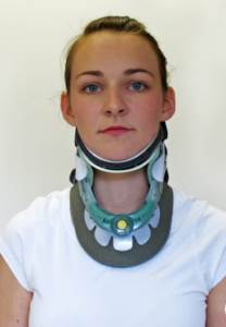 Woman wearing a Vista Aspen Collar
