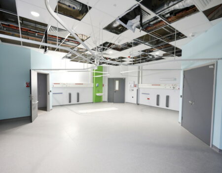 4 bedded postnatal ward